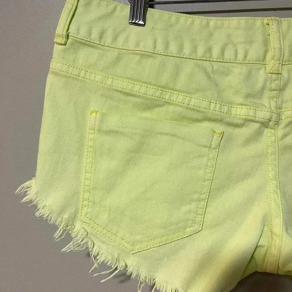 Billabong Laneway Distressed  Denim Cut-Off Shorts - Picture 5 of 12